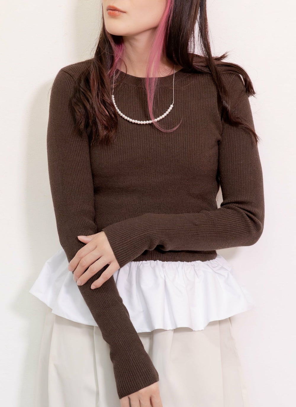 ペプラムフリルニットトップス