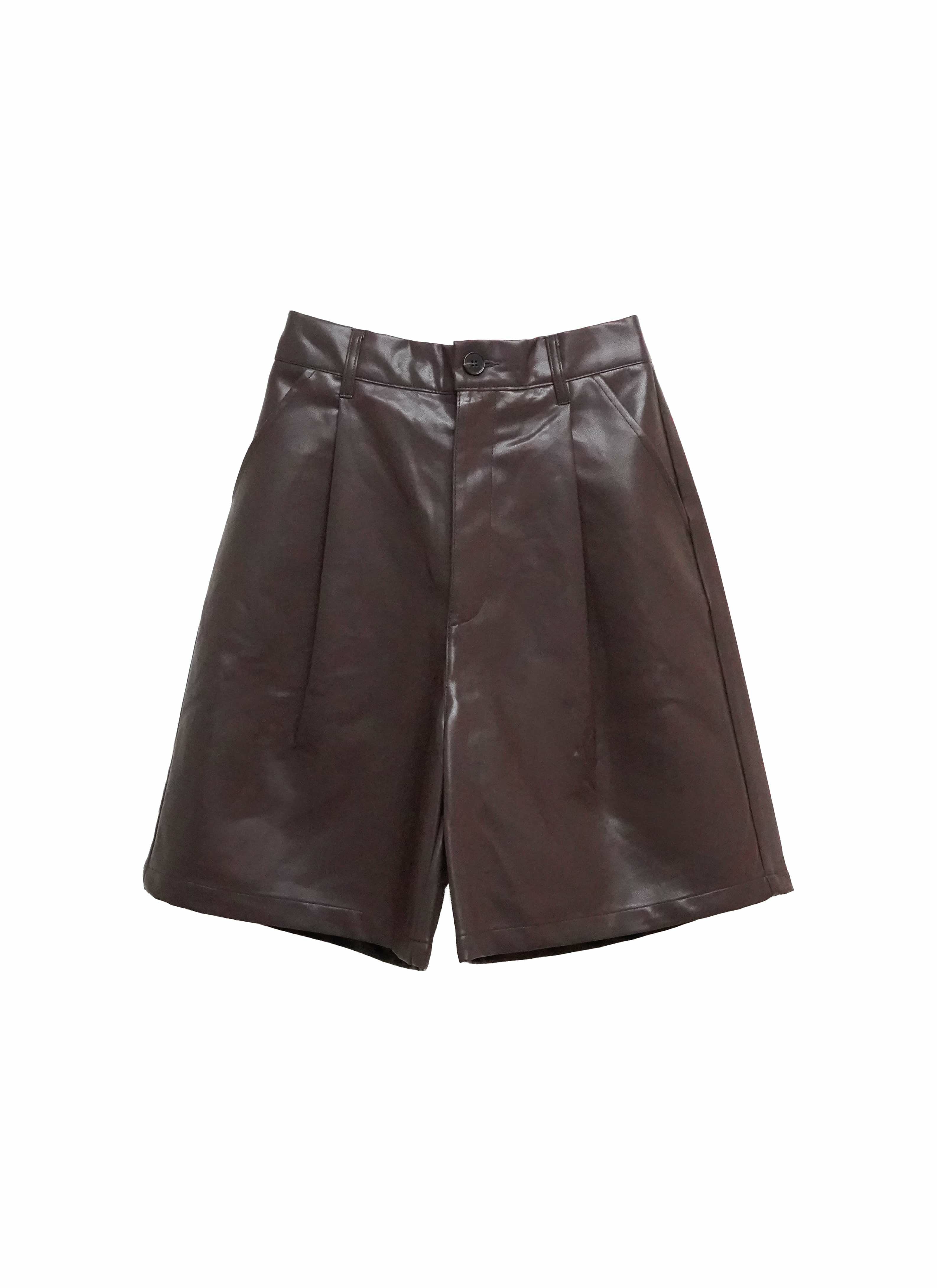 フェイクレザーハーフパンツ｜レディースファッションrevoam(レヴォーム)